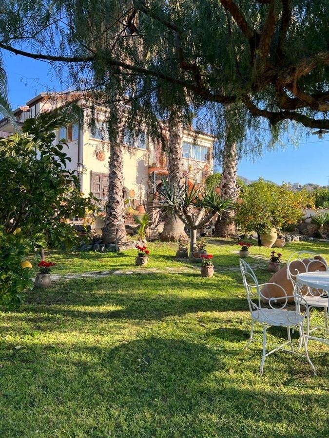 La Capanna Di Giuseppe E Maria Bed and Breakfast Ταορμίνα Εξωτερικό φωτογραφία